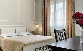 Bed And Breakfast La Dama Room&breakfast